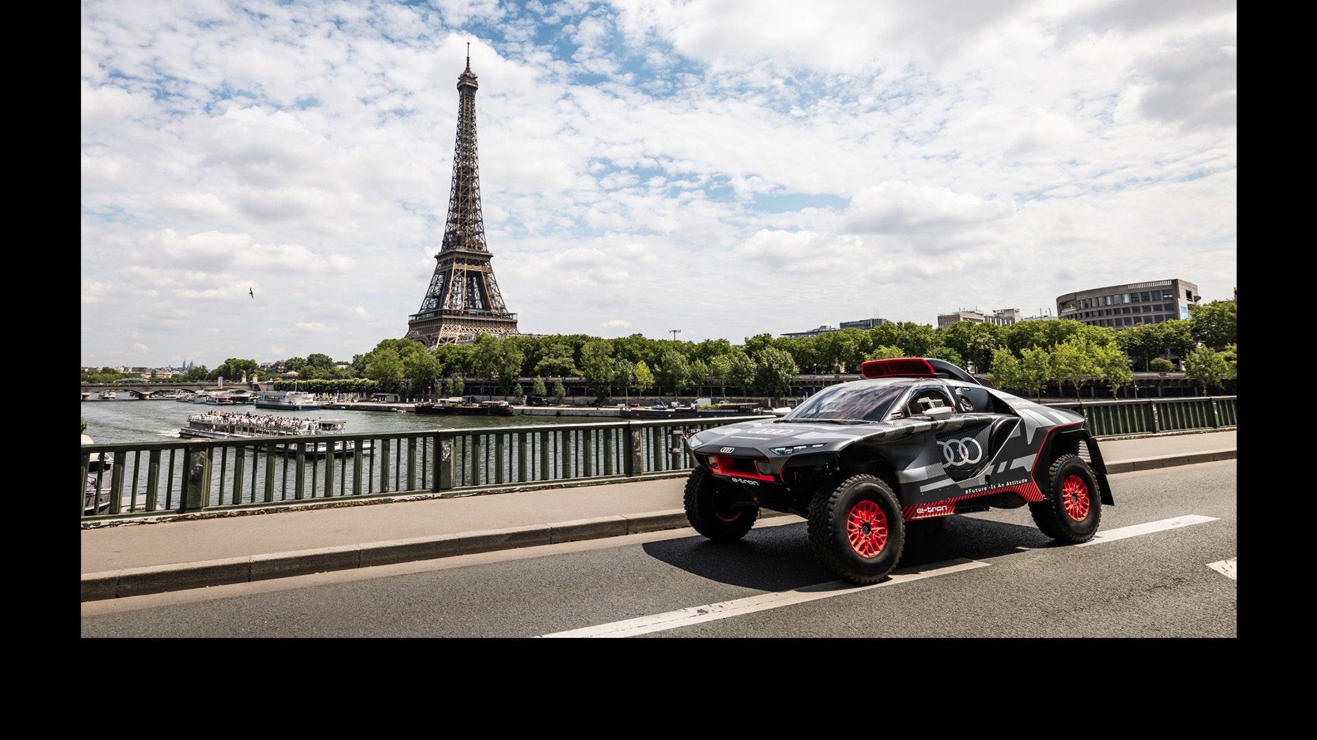 Audi RS Q e-tron i Paris