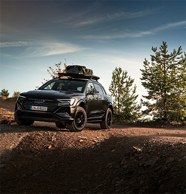 Audi Q8 e-tron Dakar-utgave. Ikke tilgjengelig for salg.